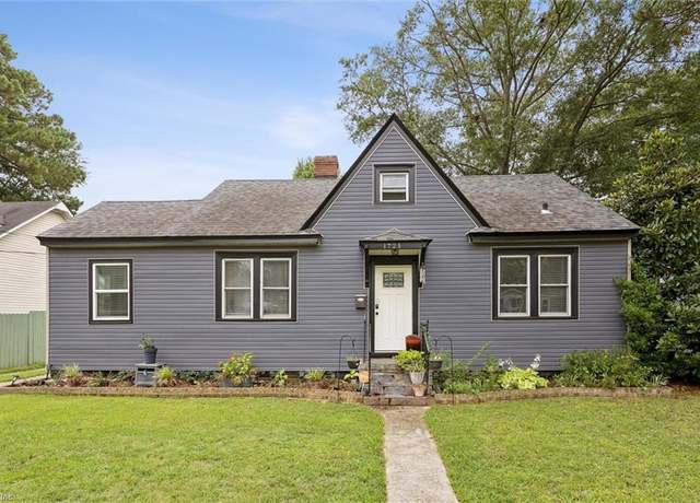 Property at 1721 Holladay St, Portsmouth, VA 23704, 4 beds, 2 baths