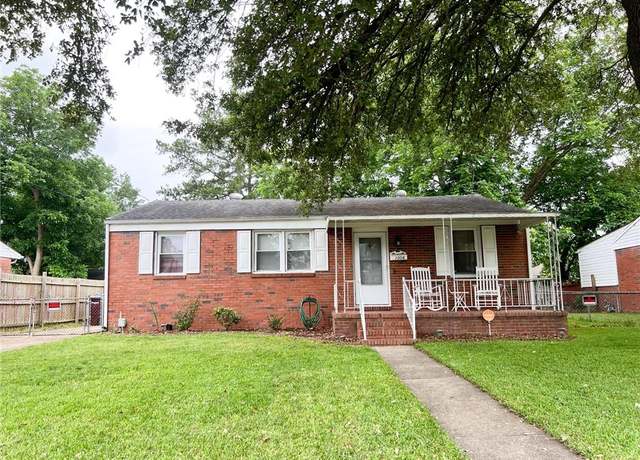 Property at 3006 Mayon Dr, Chesapeake, VA 23325, 3 beds, 1 bath