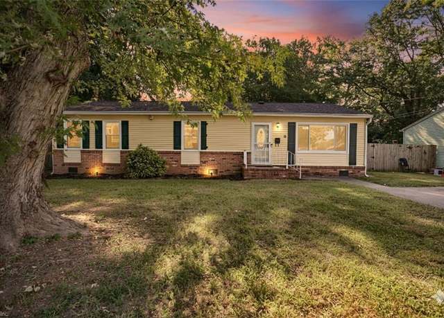 Property at 18 Findley St, Hampton, VA 23666, 3 beds, 1 bath