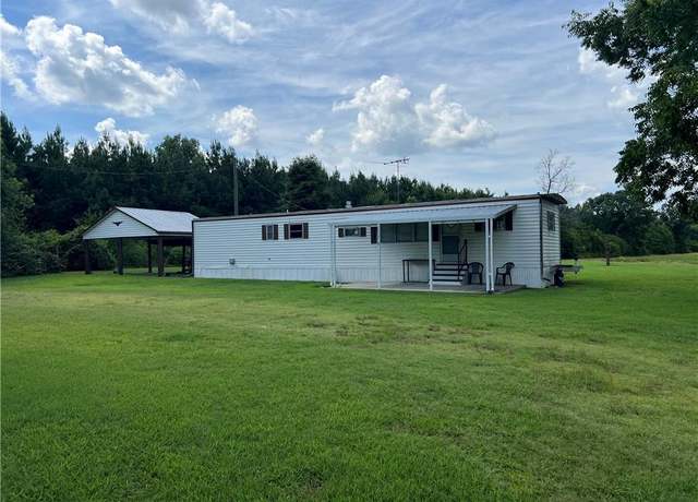 Property at 17618 Black Creek Rd, Zuni, VA 23898, 3 beds, 1 bath