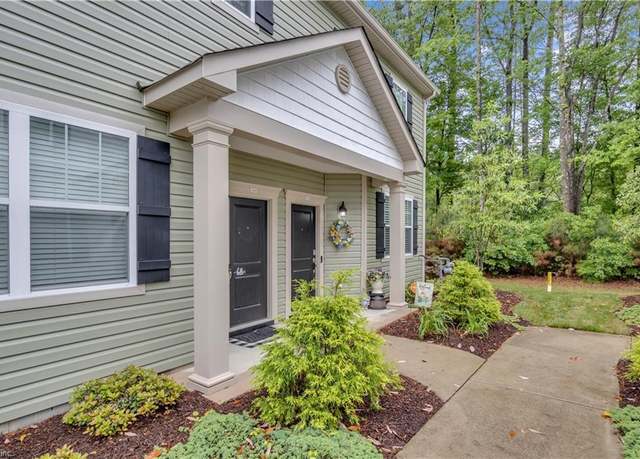 Property at 2808 Baldwin Dr, Chesapeake, VA 23321, 3 beds, 2.5 baths