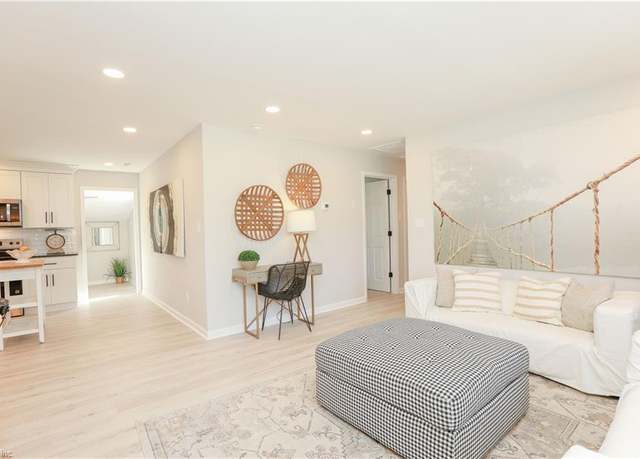 Property at 513 W Queen St, Hampton, VA 23669, 3 beds, 2 baths