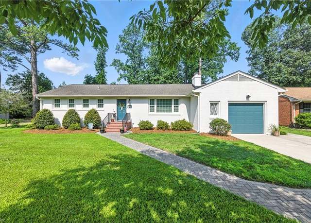 Property at 107 Lolas Dr, Newport News, VA 23606, 4 beds, 4 baths