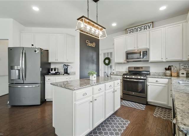 Property at 525 Wood Nymph Ln, Chesapeake, VA 23323, 5 beds, 2.5 baths
