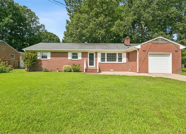 Property at 1815 Meadowview Dr, Yorktown, VA 23693, 3 beds, 1.5 baths