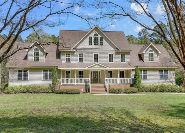 Property at 5698 Capt Woodlands Ln, Gloucester, VA 23061, 6 beds, 4 baths