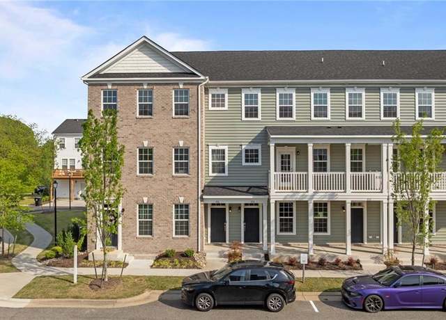Property at 836 Riverfall Ave, Hampton, VA 23666, 2 beds, 2.5 baths