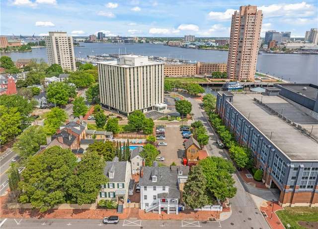 Property at 106 London St, Portsmouth, VA 23704, 5 beds, 3 baths