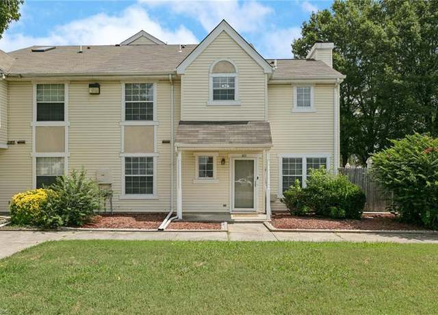 Property at 327 Lees Mill Dr, Newport News, VA 23608, 3 beds, 2.5 baths
