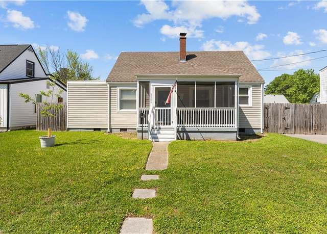 Property at 3506 Giles St, Portsmouth, VA 23707, 4 beds, 2 baths