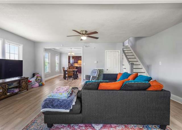 Property at 2947 Victoria Ave, Norfolk, VA 23504, 4 beds, 3 baths