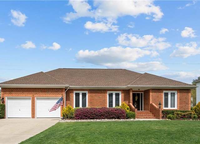Property at 724 Dickens Pl, Chesapeake, VA 23322, 4 beds, 3 baths