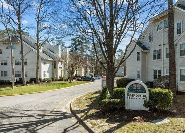 Property at 352 River Forest Rd, Virginia Beach, VA 23454, 2 beds, 2 baths