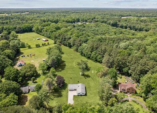 Property at 7 Landing Cir, Williamsburg, VA 23188, 4 beds, 2 baths