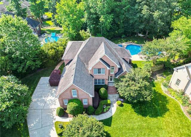 Property at 1605 River Rock Reach, Chesapeake, VA 23321, 5 beds, 3.5 baths