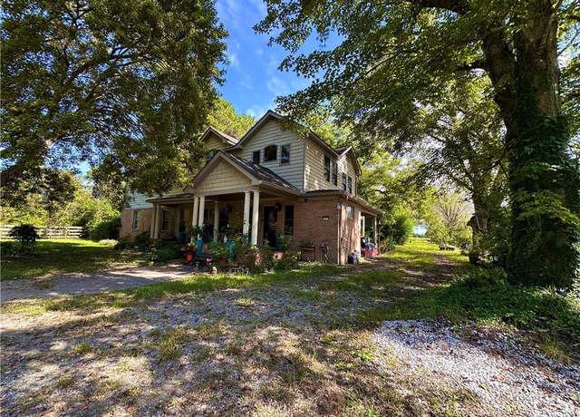 Property at 1057 West Rd, Chesapeake, VA 23323, 6 beds, 5.5 baths