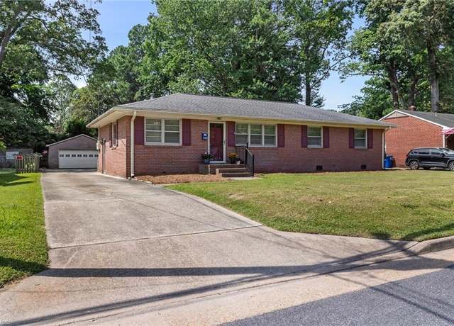 Property at 543 Blount Point Rd, Newport News, VA 23606, 3 beds, 1 bath