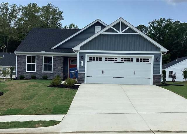 Property at 202 Franklins Tower Bnd, Williamsburg, VA 23185, 3 beds, 2 baths