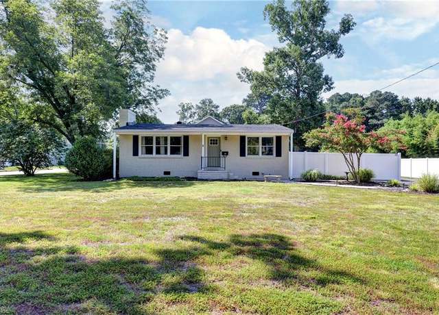 Property at 43 Robinson Dr, Newport News, VA 23601, 4 beds, 2 baths