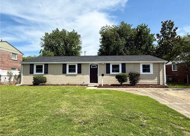 Property at 2218 Andrews Blvd, Hampton, VA 23663, 4 beds, 2 baths