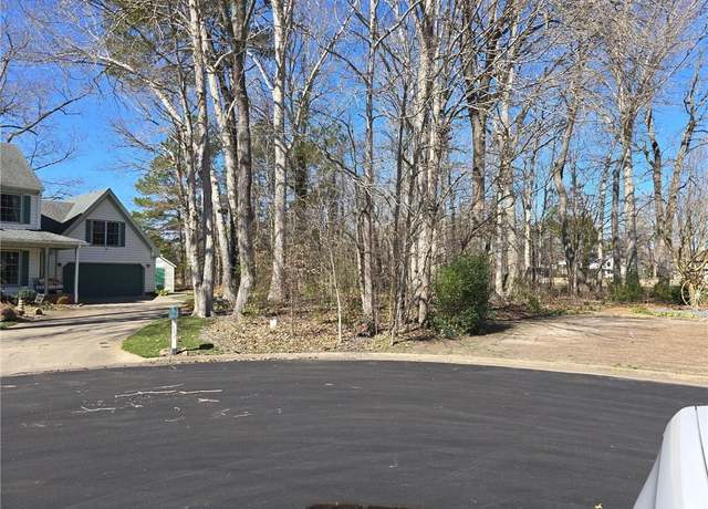 Property at 530 Belem Dr, Chesapeake, VA 23322