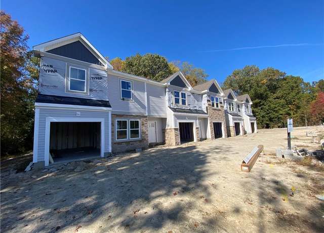 Property at 1011 Serene Rd #104, Suffolk, VA 23435, 2 beds, 2.5 baths