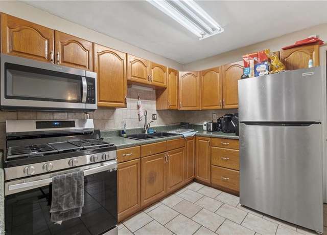 Property at 2962 Lens Ave, Norfolk, VA 23509, 2 beds, 1 bath