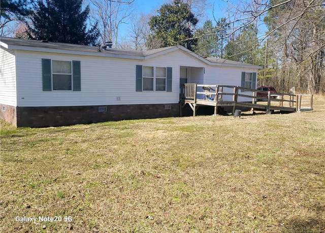 Property at 7224 Shadywoods Ln, Gloucester, VA 23061, 3 beds, 2 baths
