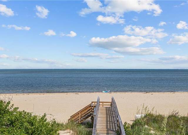 Property at 3288 Page Ave #207, Virginia Beach, VA 23451, 1 bed, 1 bath