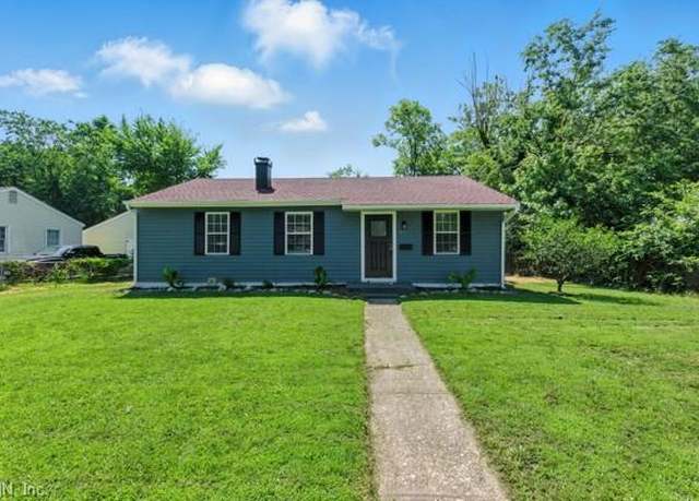 Property at 433 Walnut St, Hampton, VA 23669, 3 beds, 1.5 baths