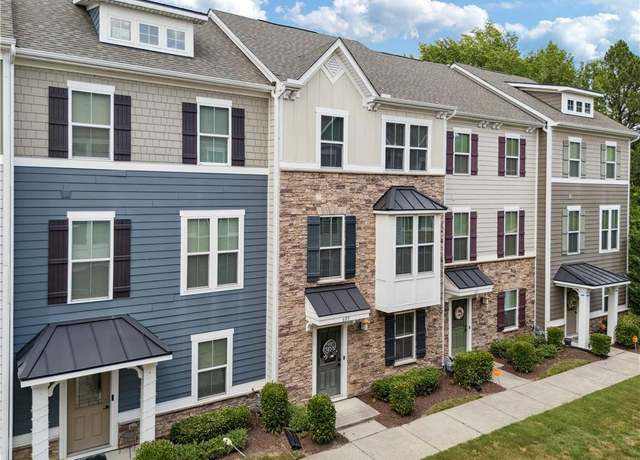Property at 609 Brickell Chase, Chesapeake, VA 23324, 3 beds, 2.5 baths