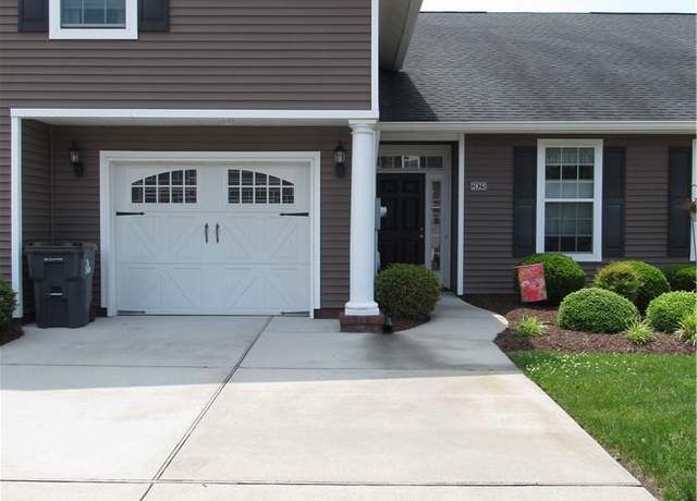 Property at 2825 Gavin Rd #24, Chesapeake, VA 23323, 3 beds, 2 baths