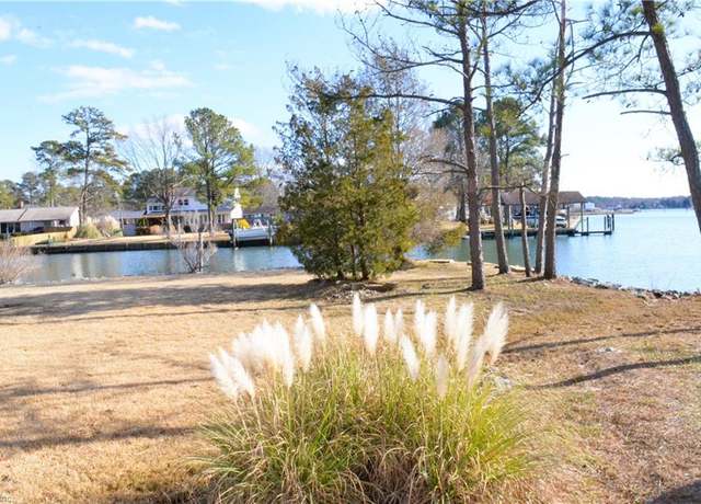 Property at 113 Blanton Dr, Seaford, VA 23696, 3 beds, 3 baths