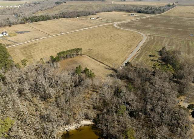 Property at 2 Dailey Rd, Camden, NC 27921, 4 beds, 3.5 baths