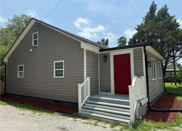 Property at 5612 Whaleyville Blvd, Suffolk, VA 23437, 3 beds, 2 baths