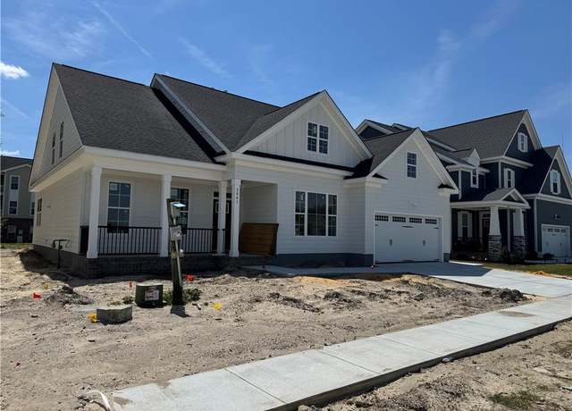Property at 5043 Annapolis Dr, Chesapeake, VA 23321, 5 beds, 3.5 baths