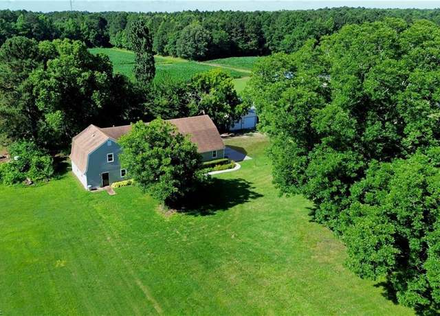 Property at 160 Outlaw Ln, Suffolk, VA 23435, 4 beds, 3 baths