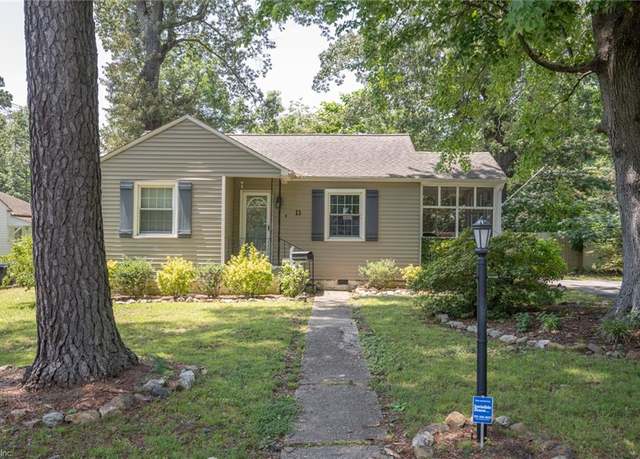 Property at 13 Matthew Rd, Newport News, VA 23601, 3 beds, 2 baths