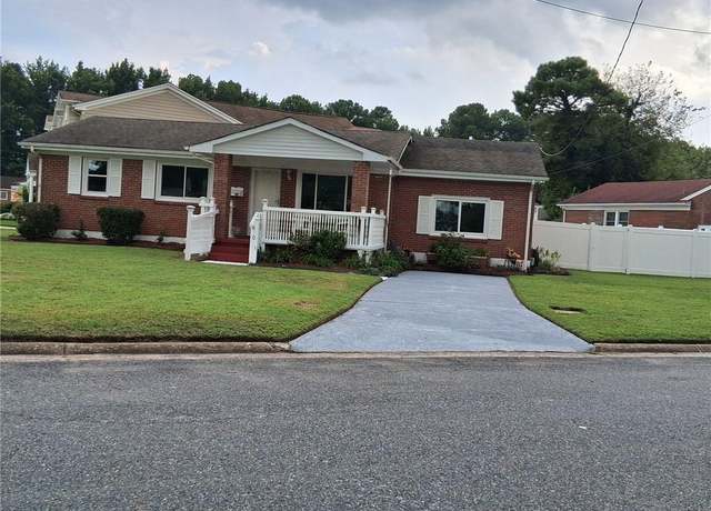 Property at 901 Robinson Rd, Portsmouth, VA 23701, 4 beds, 2 baths