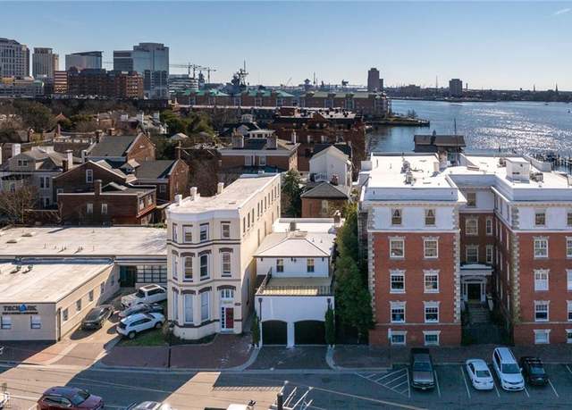 Property at 425 W York St, Norfolk, VA 23510, 2 beds, 2.5 baths