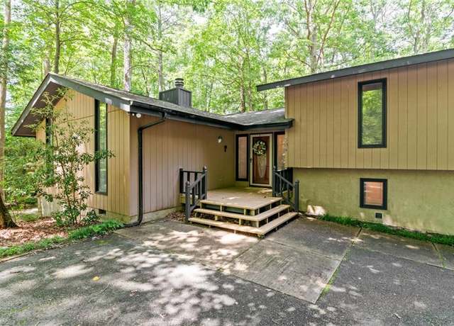 Property at 304 Hempstead Rd, Williamsburg, VA 23188, 4 beds, 2.5 baths