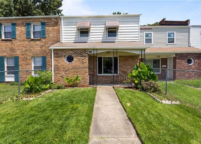 Property at 5758 E Hastings Arch, Virginia Beach, VA 23462, 3 beds, 1.5 baths