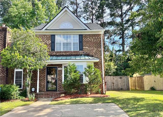 Property at 728 South Lake Cir, Chesapeake, VA 23322, 3 beds, 2.5 baths
