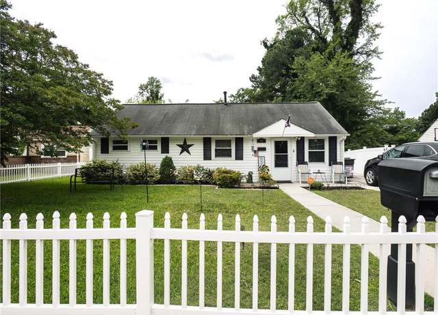 Property at 41 Jordan Dr, Hampton, VA 23666, 3 beds, 2 baths