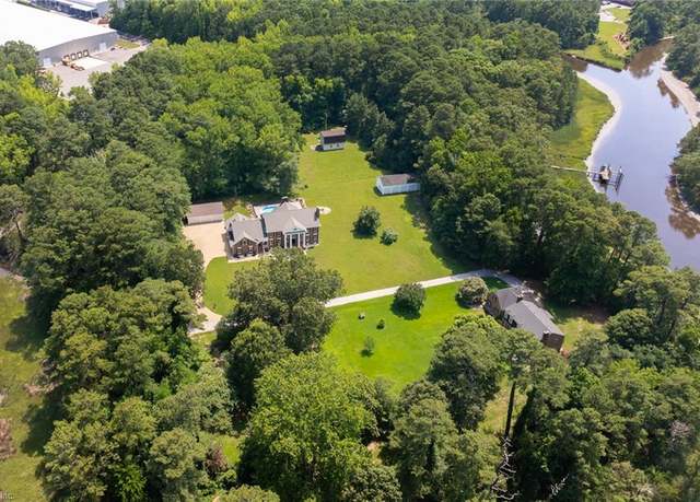 Property at 225 Arrowfield Rd, Virginia Beach, VA 23454, 4 beds, 4 baths