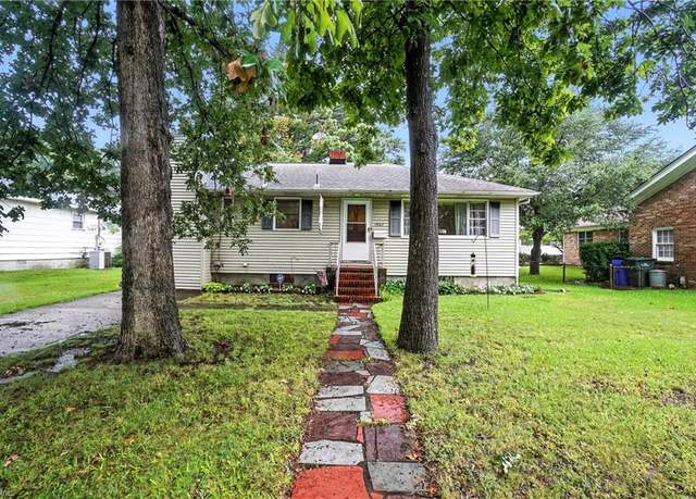 Property at 1907 Edgewood Ave, Norfolk, VA 23503, 2 beds, 2 baths
