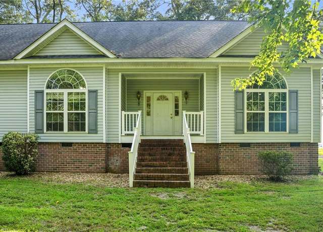 Property at 18320 Lakeside Dr, Courtland, VA 23837, 3 beds, 3 baths