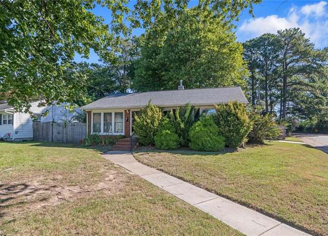 Property at 102 Lynnhaven Dr, Hampton, VA 23666, 3 beds, 1 bath