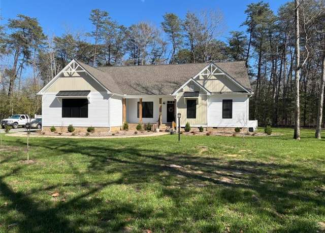 Property at 11293 Bayport Lndg, Gloucester, VA 23061, 4 beds, 2.5 baths