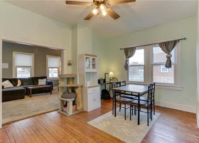 Property at 1108 E Pembroke Ave, Hampton, VA 23669, 3 beds, 2 baths